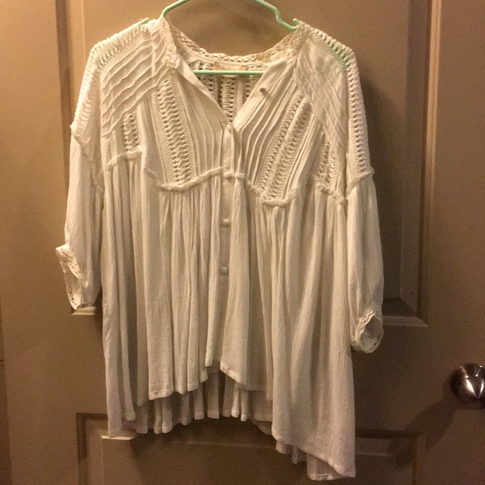 Size XS. Cream pheasant top